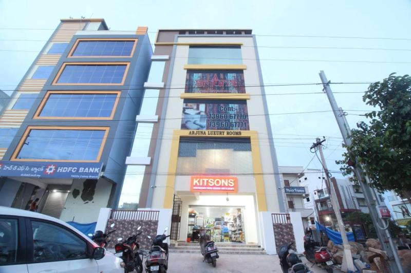 Arjuna Luxury Rooms Hyderabad Exterior photo